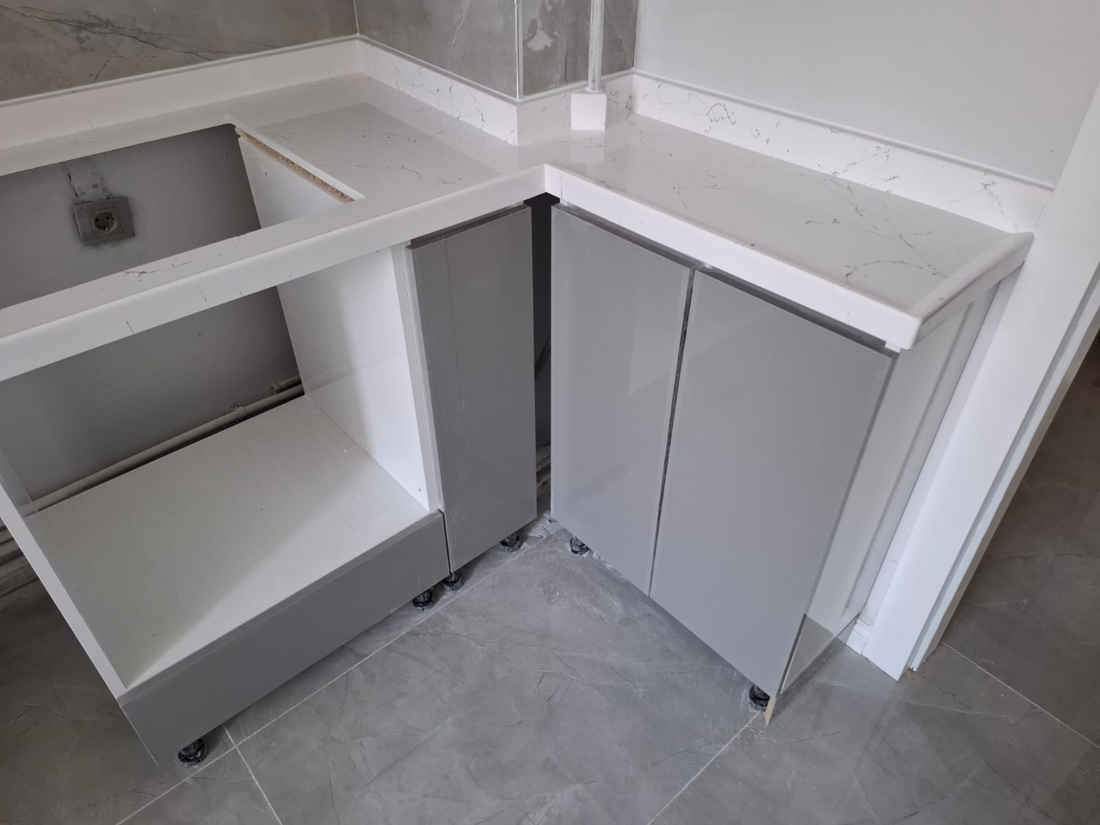 Ankara banyo duşakabin buzlu cam montaj